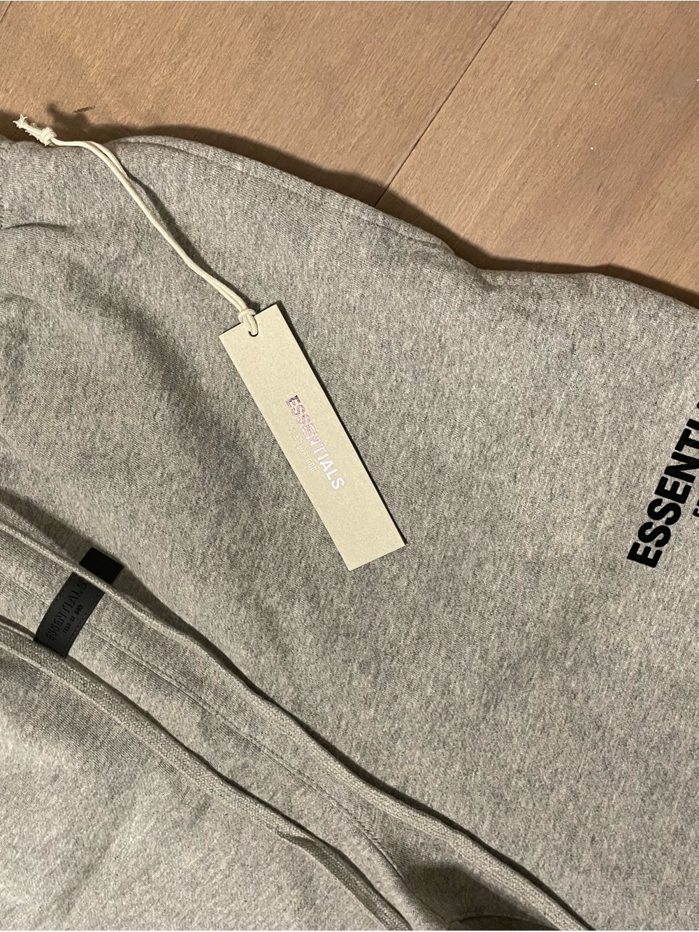 Essentials shorts - Picture 4 of 7